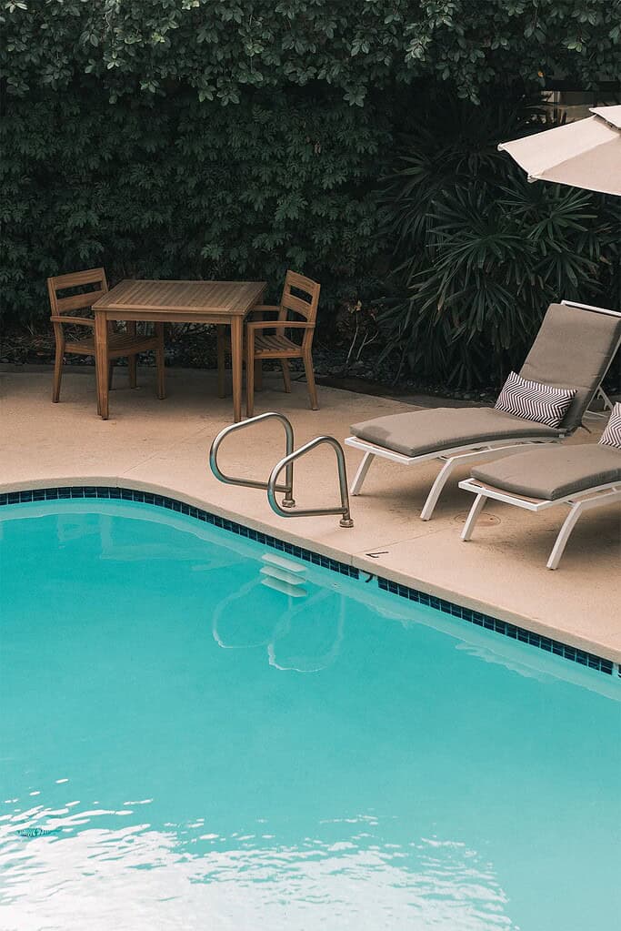 Piscine Spa Montréal - Conception et installation de piscines et spas à Montréal.